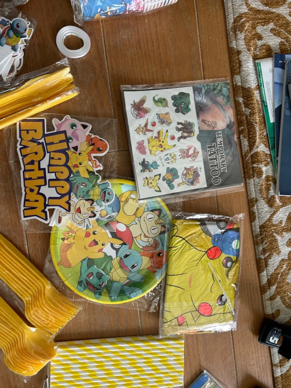 Pokemon birthday party set